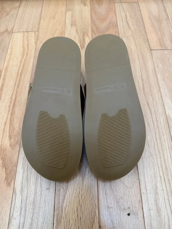 BCBGeneration Tan Platform Double-Buckle Slide Sandals with Gold Studs - Picture 4 of 4